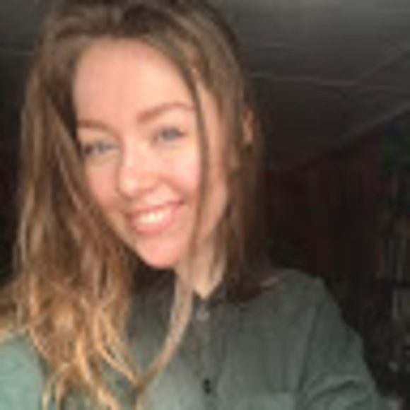 Meet your Posher, Emma - Picture 1 of 1